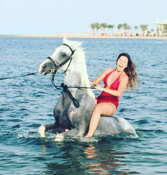 Horse Riding And Swiming Withe Tha Hourse